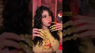 I LOVE eating my LONG NAILS🤪💅 #ediblenails #asmrtingles #shorts