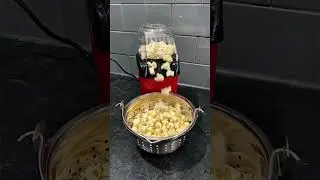 Mini 1200W Hot Air Popcorn Maker &ndash; Oil-Free Automatic Popcorn Machine for Healthy Homemade Snacks
