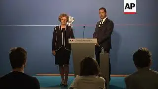 Macron signs executive order to bring in new labour laws