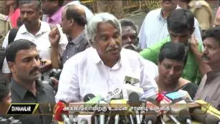 Oommen Chandy in Chennai Apollo Hospitals