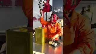 Drag-on welding robot.#industrial #welding #robot #spraying #stamping #machine