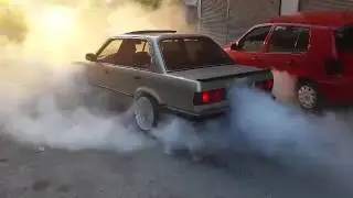 06 TIN 25 Bmw e30 3.25 Drift Show 3 pedal burning tire