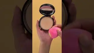Want to know more about Dual Wet & Dry Compact Powder? Let us show you !