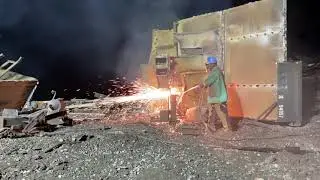 cutting bolts with torch. #bolts #aluminum #Scrap