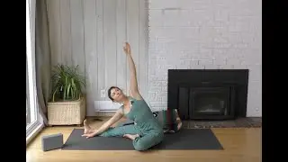 Maha Mudra Ashtanga Inspired Flow