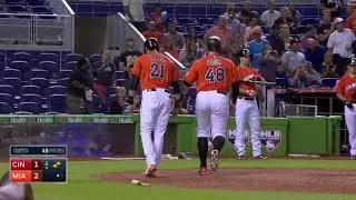 CIN@MIA: McGehee doubles inside the bag to plate pair