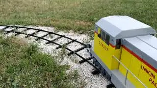 7,25 gauge railroad in the garden / Parkeisenbahn / Kerti vas&uacute;t - parkvas&uacute;t j&aacute;t&eacute;k