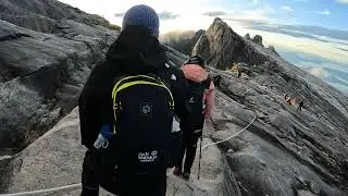 Gunung Kinabalu Day 2: There&rsquo;s a big giant Gorilla up there! Can you see it?