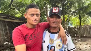 Juan quilimaco presenta a su sombrino 