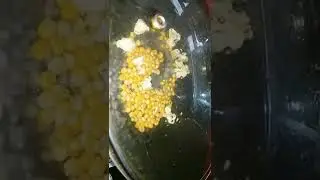 Let's make Popcorn🍿 Easy Popcorn @home|Adhi's favourite #KuttyStories| #AdhiAlli #shorts