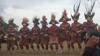 hela huli boys from Gordon secondary school performing their traditional dance 🇵🇬❤️PNG