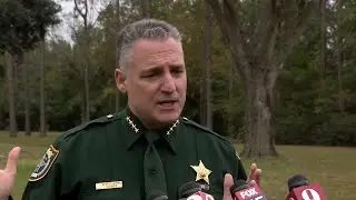 Woman stabbed dozens of times in Seminole County neighborhood