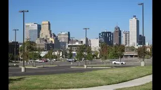 MEMPHIS TENNESSEE / Downtown Driving