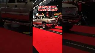 2002 GMC Sierra 2500HD SLT Pickup. #shorts #mecumauctions #classicgmctrucks #gmc #classictrucks