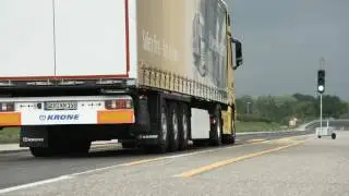Mercedes-Benz Actros: Sideguard Assist
