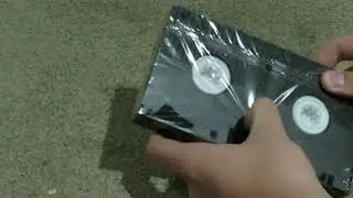 Обновление VHS (11.02.2022) (Моя первая недавно запечатанная VHS-кассета!) 😃