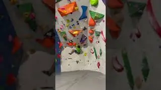 Climbing My first 6B boulder. I doubt it is 6B although