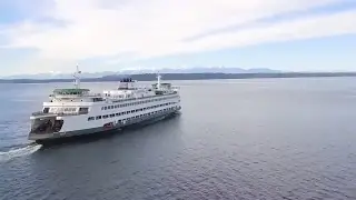 DON'T MISS THE BOAT!!!  Taking Seattle Ferries [Exploring Seattle]
