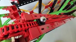 Ball roller coaster with fischertechnik