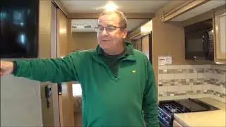 Ft Wayne RV Show Video Loop Thor Motor Coach Hurricane 29 M
