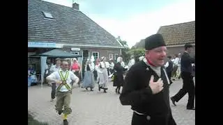 Kemps Men & Bonney Green Garters Hindeloopen 7th July 2012