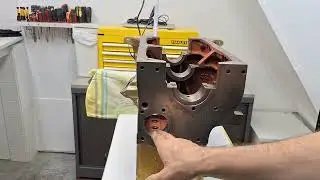 Pr&eacute; estreia da montagem do motor F134.