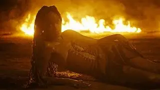 Philom&egrave;ne - Bloody Moon (Official Music Video)