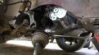 Como quitar una flecha de honda accord 1990-1997