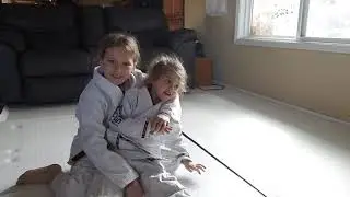 Homeschool jiu jitsu  Kids single leg takedown