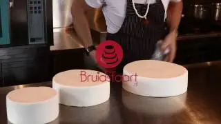Zo pak je de Bruidstaart uit