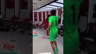 Thiago, Mane Origi & Alisson celebration dance after winning the FA CUP 🕺🏽🏆