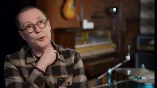 The Wonder Stuff - TOTP Story Of 1991 - Miles Hunt talks about Size of A Cow