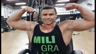 RATO DE ACADEMIA XANDAO MOSTRANDO SEU SHAPE CELESTIAL