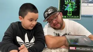 Unboxing Funko Marvel Collectors Corps November Box 2020