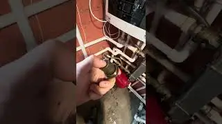Не работает система отопления🫠