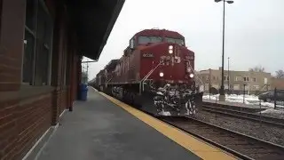 CP 8536 & 8635 lead southbound ethanol train in Northbrook, IL