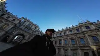 A Little Spin Around St James's Square For People That Enjoy Motion Sickness.