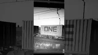 Class 86 passing rugby with nice tone!