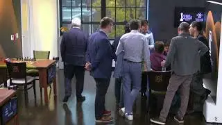 The Legend Garry Kasparov - Walking Around While Others Are Analyzing#chess