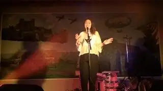 Toni MacKenzie - Let her go - LIVE