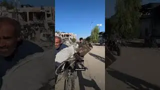 Palestinian girl cries out for her father while fleeing Israel&rsquo;s assault in Beit Lahia
