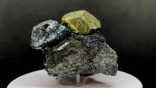 PIRITA, HEMATITES 1E026
