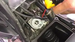 Exciter135 2014 quá trình xúc rửa buồn đốt và bình xăng con đơn giản hiệu quả cao không cần rớt đầu