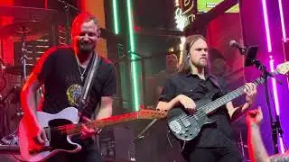 Tyson Hanes Nashville, Carl Lindquist 