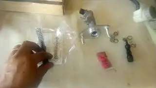 (Honda Fit ) 2 Montagem do reparo do cilindro do pedal de embreagem e coxim superior  e inferior