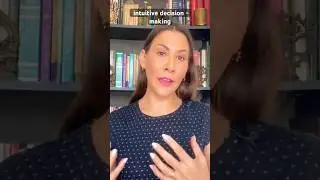 Intuitive decision &ndash; making #awakening #intuition #heart #shortsvideo