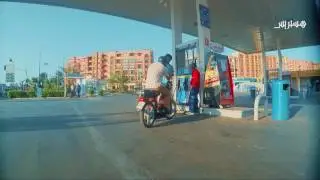 طريف جدا.. غسان يترمضن بشاحنة عجيبة على مستعملي الطريق