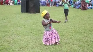 Live performance by Violet, NRM strong supporter #uganda