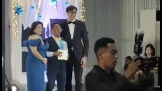 During x,mas party @ Midas Hotel and Casino recieve 10 years loyalty award
