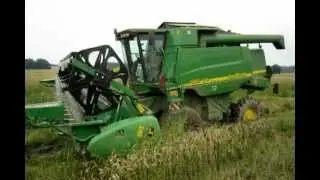 Zemědělsk&eacute; družstvo Krč-John Deere v nesn&aacute;z&iacute;ch